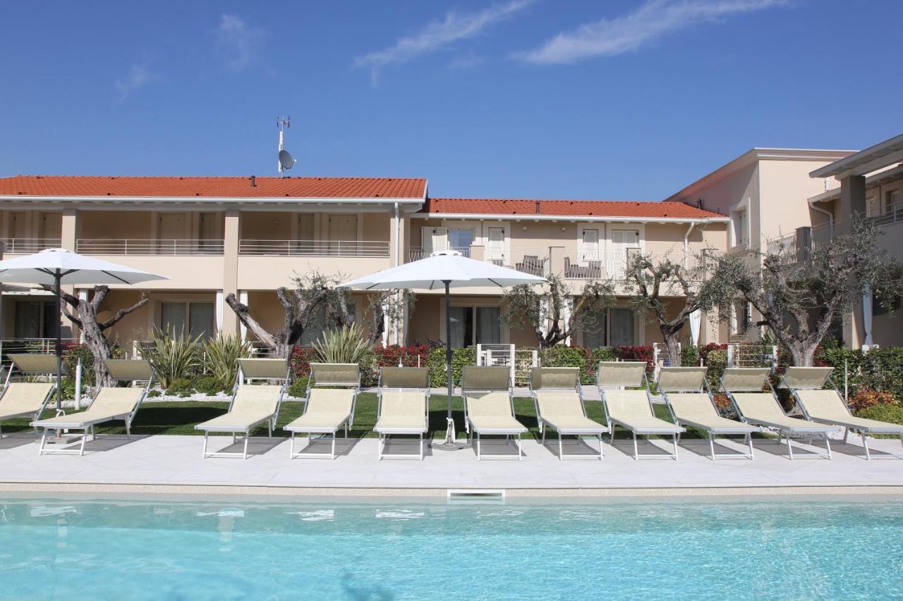 Le Ville Della Romantica Manerba del Garda Exterior foto