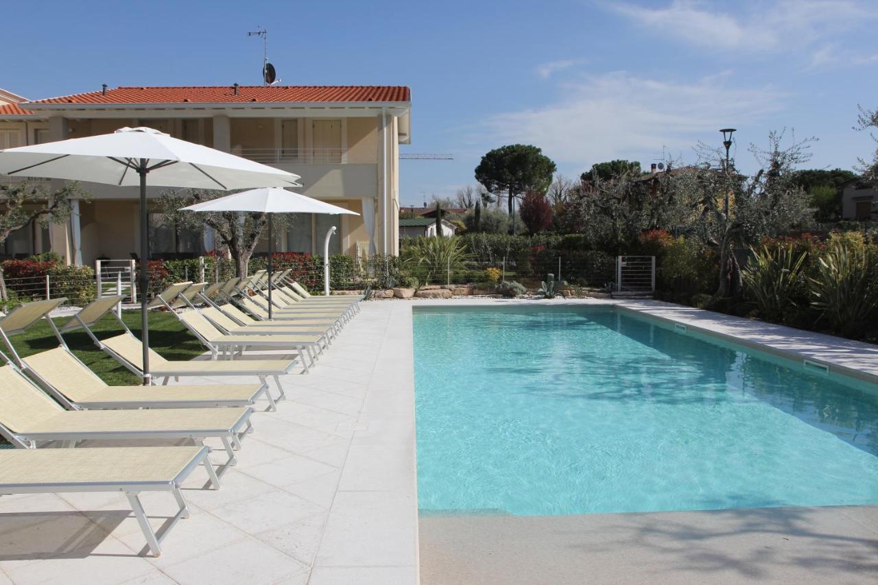 Le Ville Della Romantica Manerba del Garda Exterior foto
